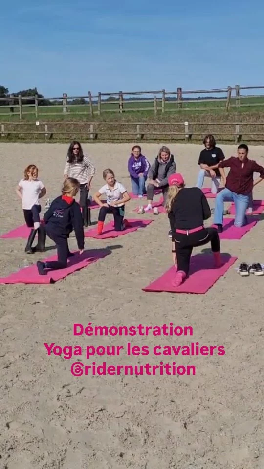 Démonstration - Yoga pour les cavaliers pendant les portes ouvertes @lecuriedefiona 

Calendrier des séances à suivre - joindre à nous, contactez-nous par message pour savoir plus. 🙏💯🏇

#ridernutrition #bienetrecavalier #riderperformance #preparationsportive #préventiondesblessures