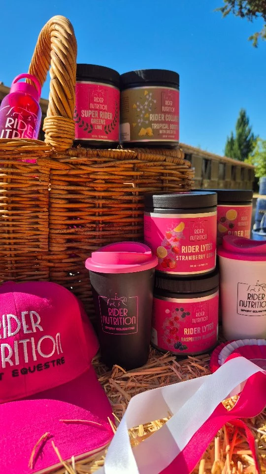 Notre gamme @ridernutrition se développe toujours afin de répondre à tous vos besoins en équitation.🥤🩷↗️
Leaders en Nutrition Sportive pour Cavaliers.

Disponible en boutique et en ligne. 🛍 Lien en bio. 

Our product range just keeps getting bigger @ridernutrition helping your  performance in equestrian sport.🥤🩷↗️
Leaders in Sports Nutrition for Equestrians.

Available in store and on line (link in bio)

#ridernutrition
#sportsnutritionforequestrians #bienetrecavalier #performancecavalier #nutritionforequestrians